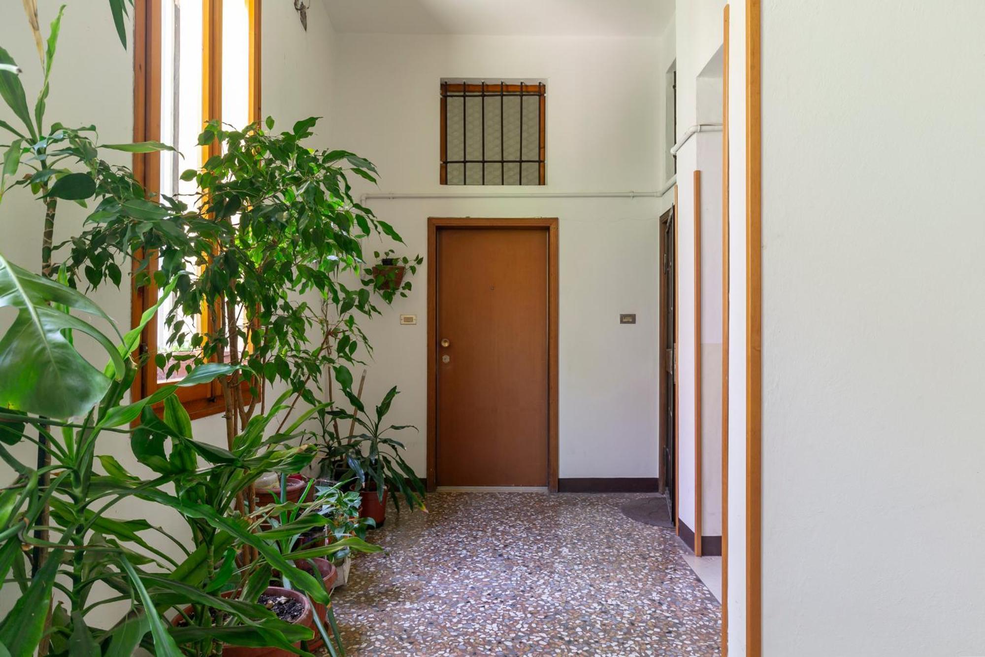 Apartment Amos - 5 Minutes From Piazza Maggiore ボローニャ エクステリア 写真