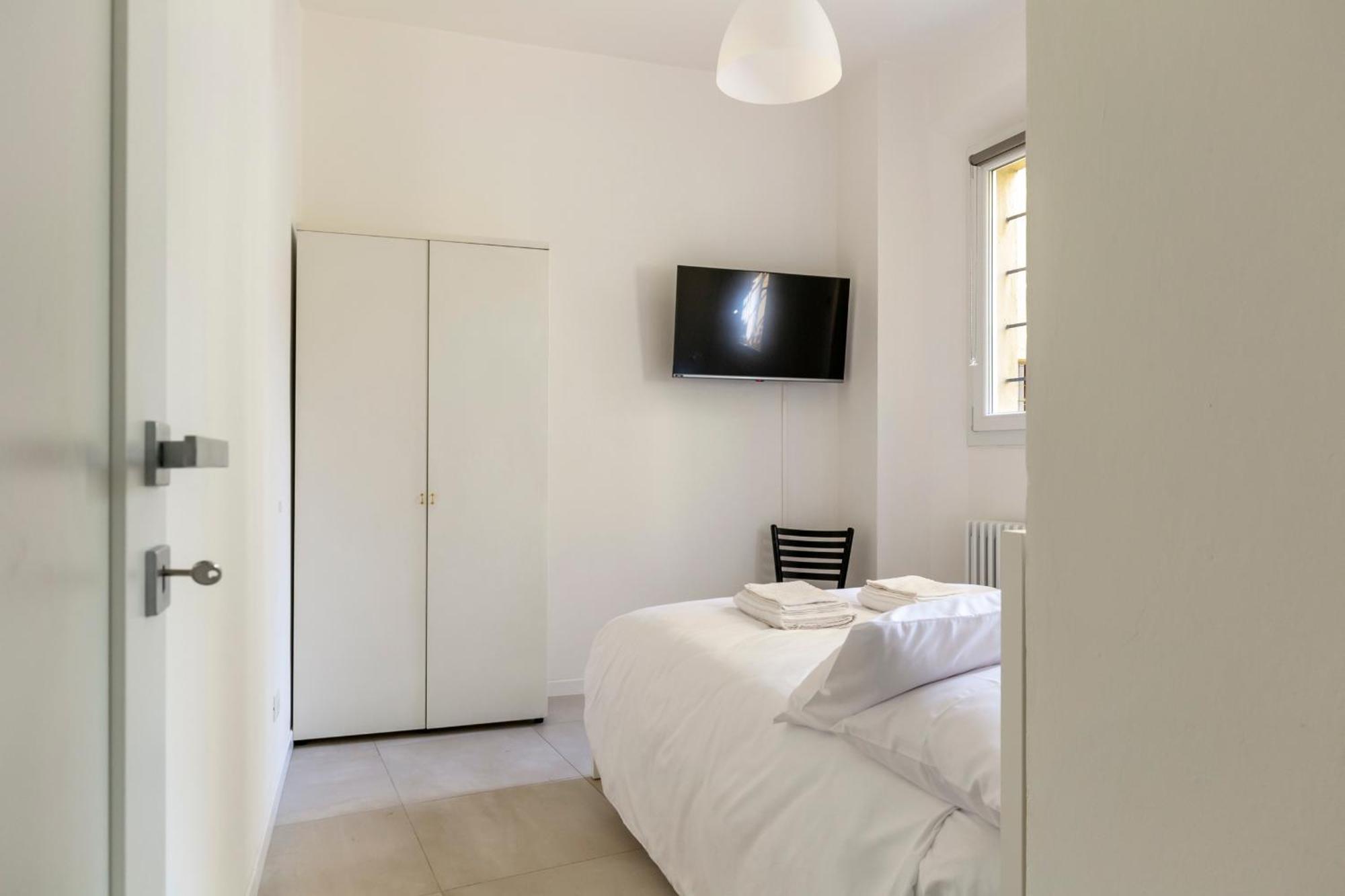 Apartment Amos - 5 Minutes From Piazza Maggiore ボローニャ エクステリア 写真
